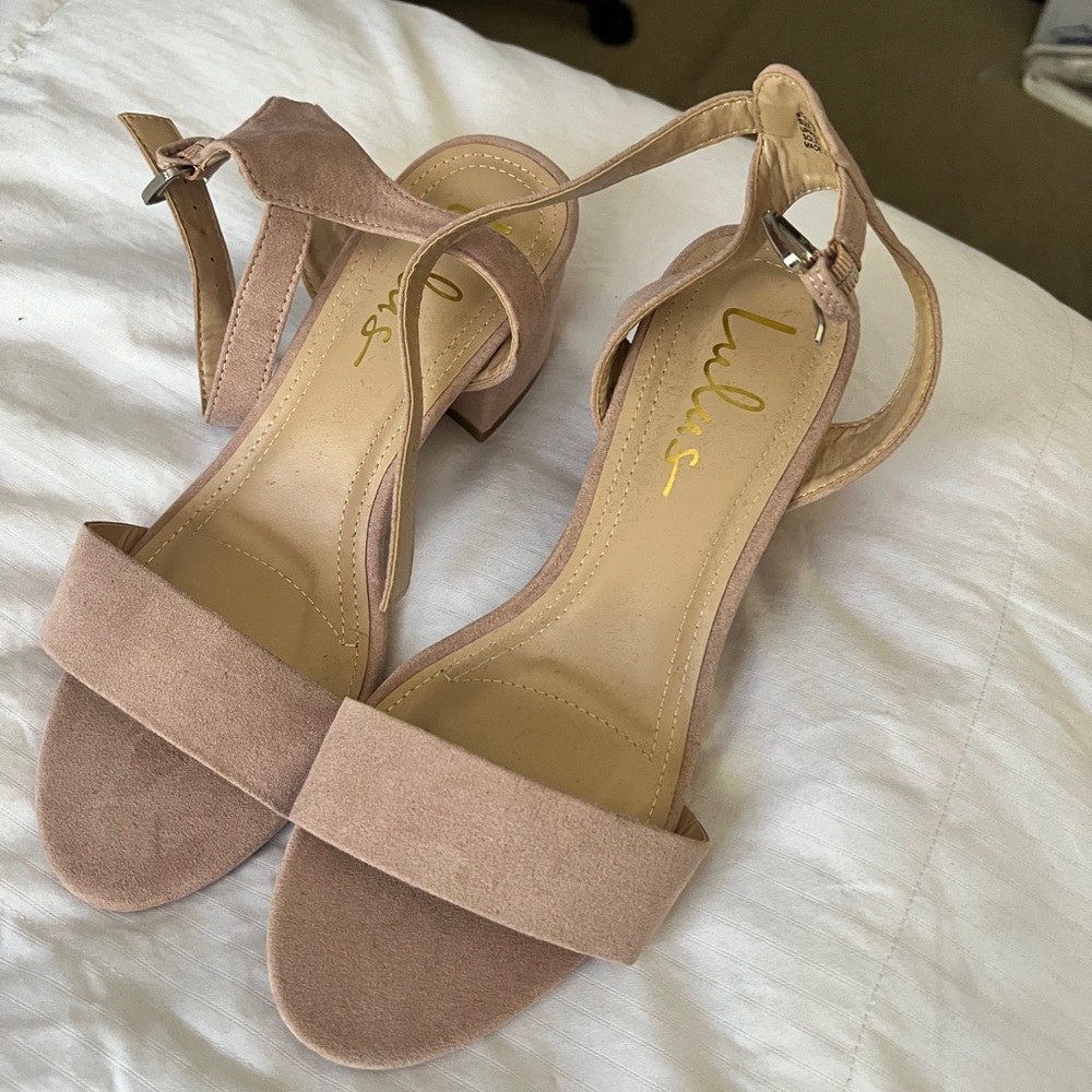 Lulus light pink suede heels (about 2 in heels) perfect for Spring/Summer!